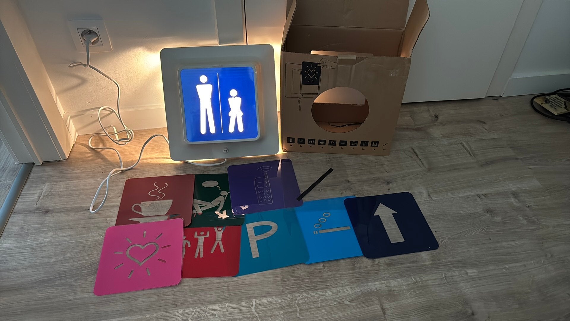 Lamp met inplaatsbage borden, Ophalen