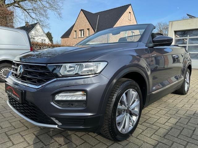 VW T-Roc Cabrio 1.0 TSI van 2021 in absoluut nieuwstaat, Voorwielaandrijving, 4 zetels, Stof, Euro 6