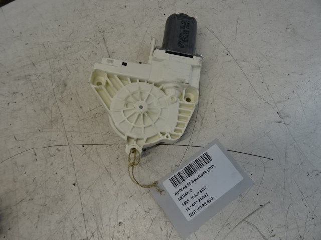 MOTOR RAAMMECHANIEK LINKS VOOR Audi A5 Sportback (8TA), Audi, Audi AG, Gebruikt, Auto-Union-Straße  1,
85057  Ingolstadt, DE