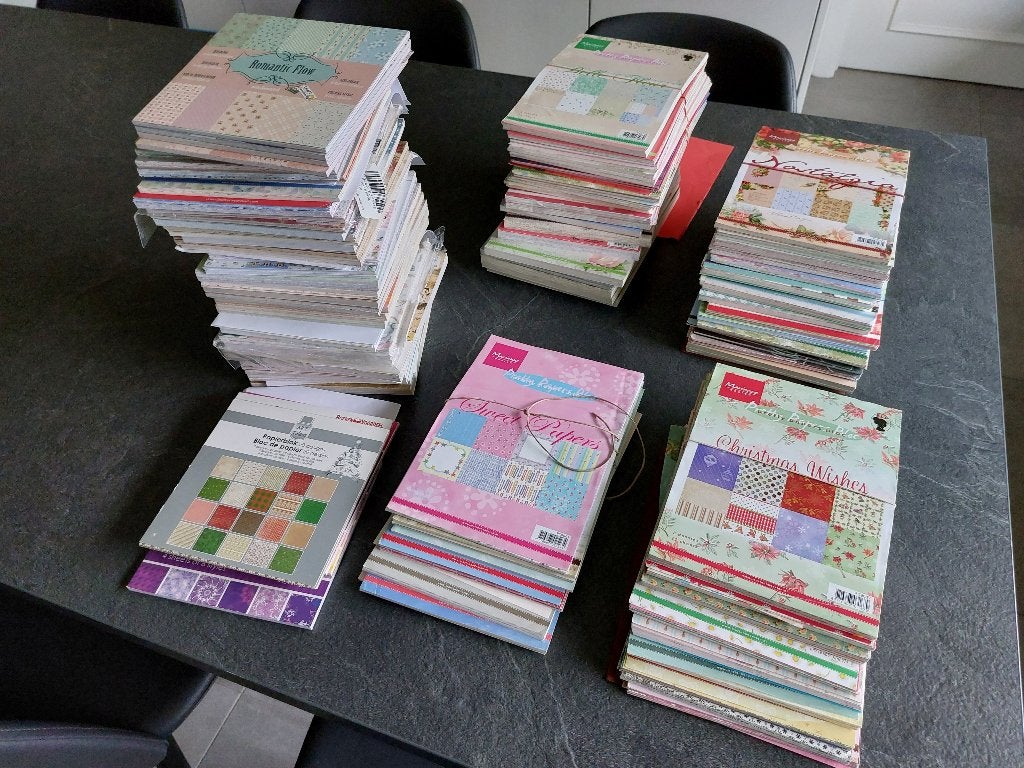 achtergrond papier, Ophalen, Zo goed als nieuw