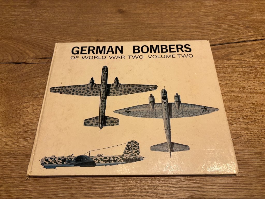 German Bombers Of World War Two, Volume Two WW2, Boeken, Ophalen of Verzenden, Tweede Wereldoorlog, Gelezen, Luchtmacht