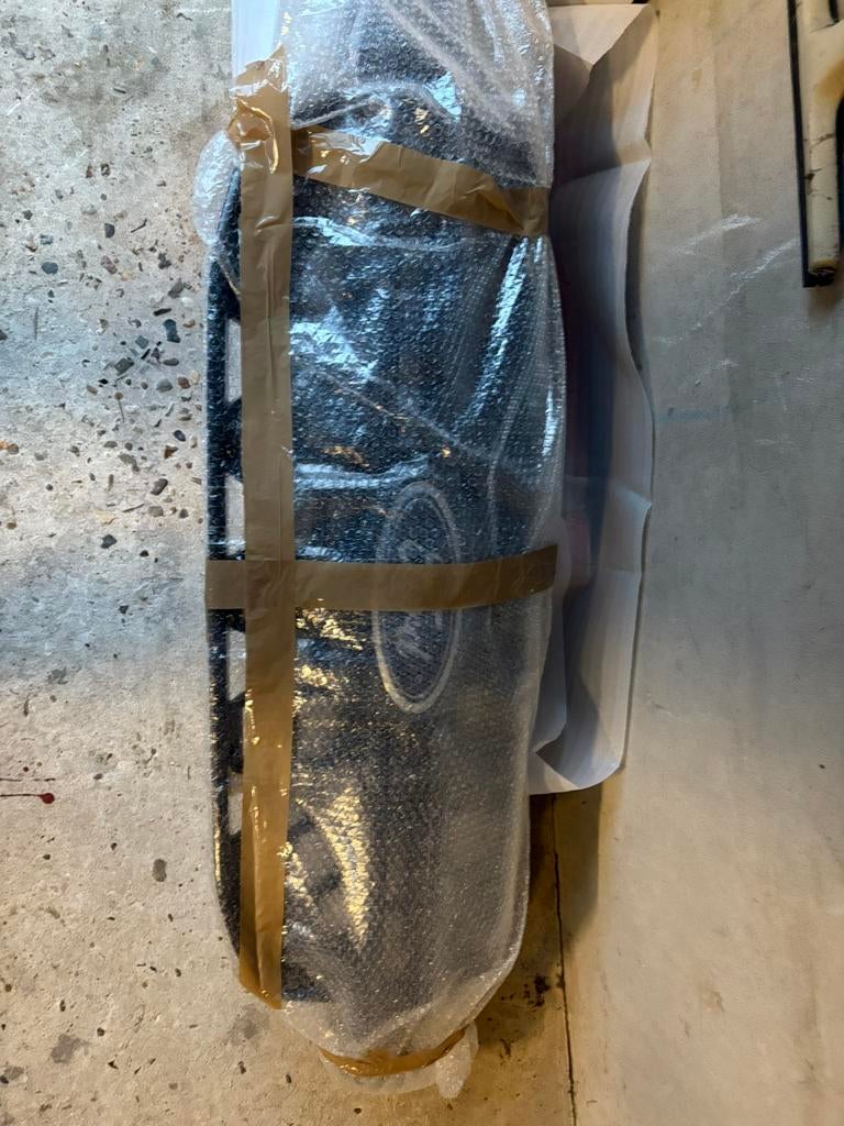 Ford ranger grill nieuw, Auto-onderdelen, Ophalen of Verzenden, Nieuw, Voor, Ford