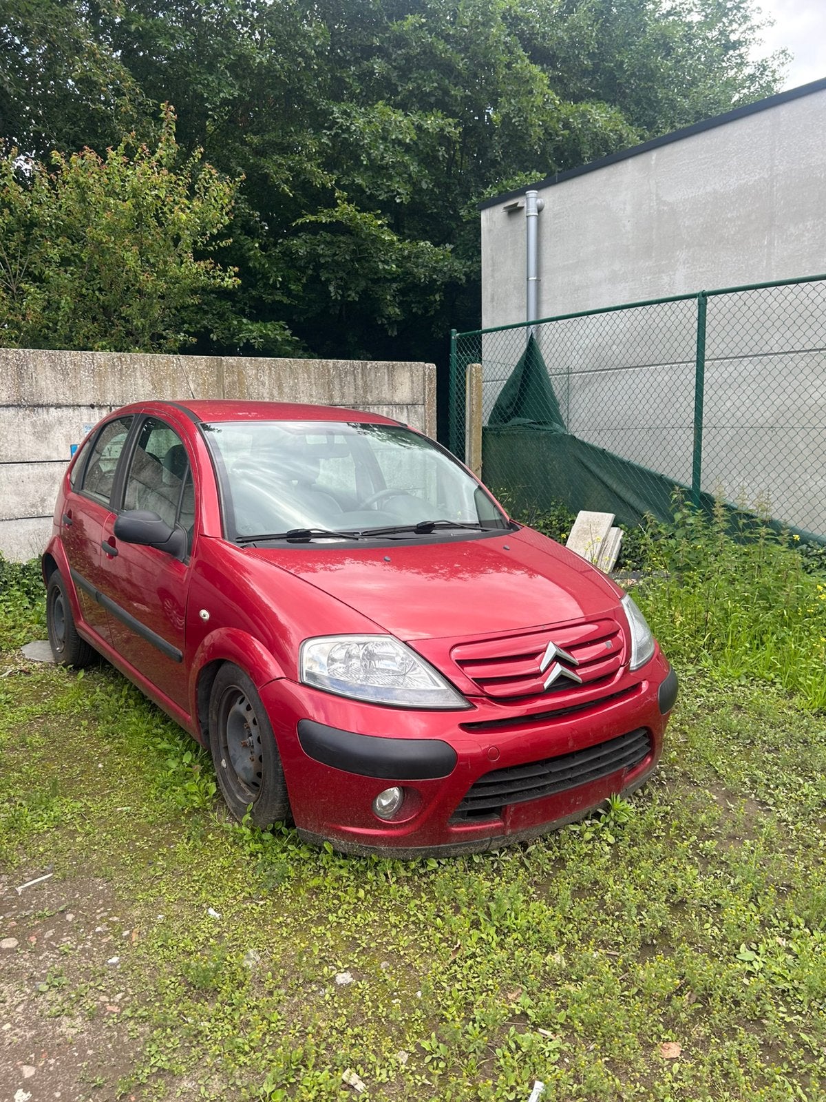 Citroën C3, Auto's, Citroën, Particulier, C3, Benzine, Euro 4, 5 deurs, Handgeschakeld, Rood, Grijs, Stof, Ophalen