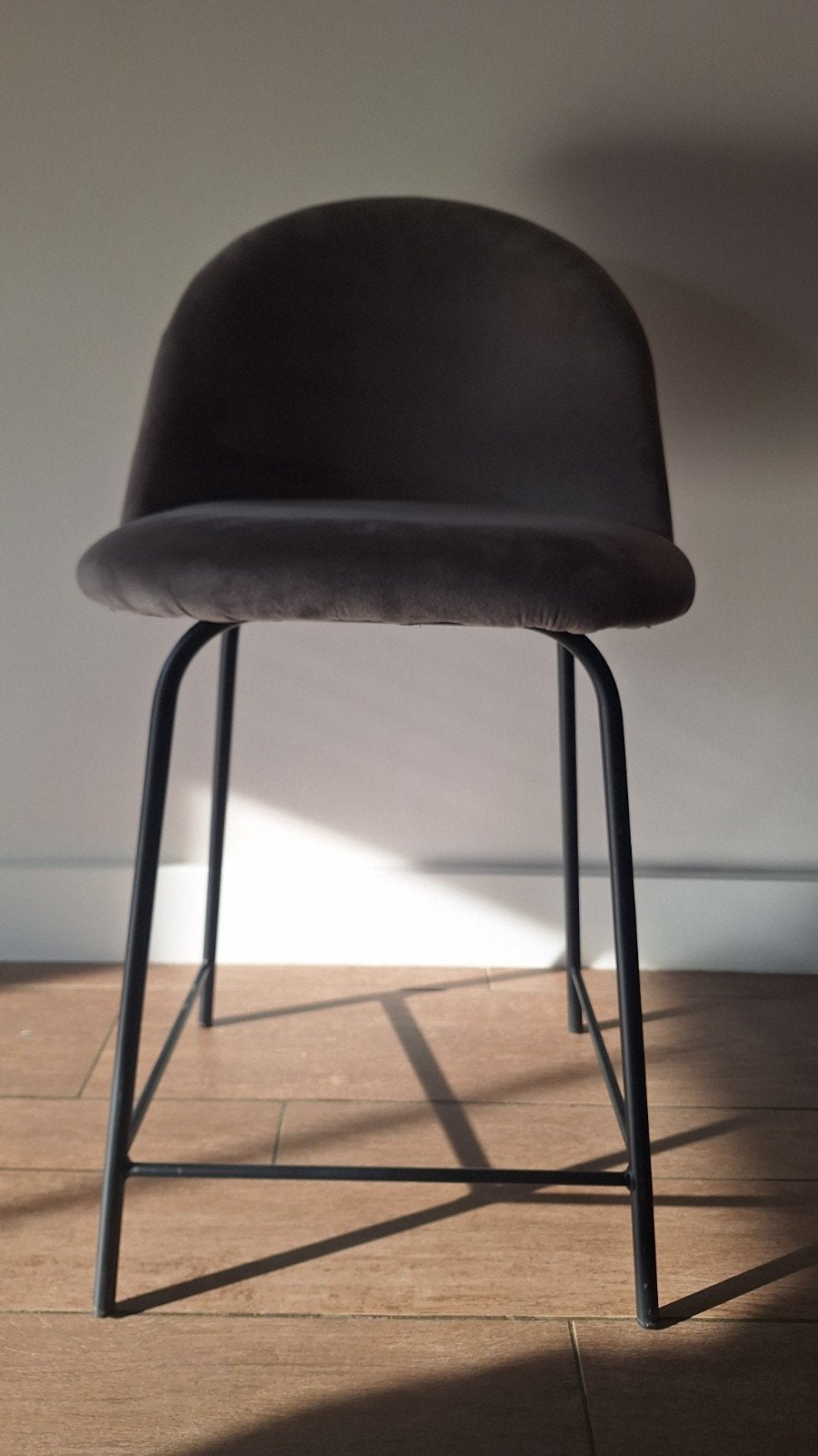 4 stoelen, Huis en Inrichting, Ophalen, Zo goed als nieuw, Grijs, Vier