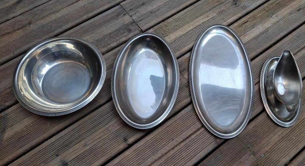 Bel ensemble de 4 plats de service en inox vintage années 70, Antiquités & Art, Enlèvement ou Envoi