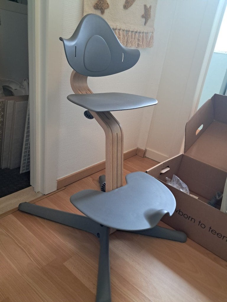 Nomi highchair, Enlèvement, Utilisé, Chaise évolutive, Plateau amovible