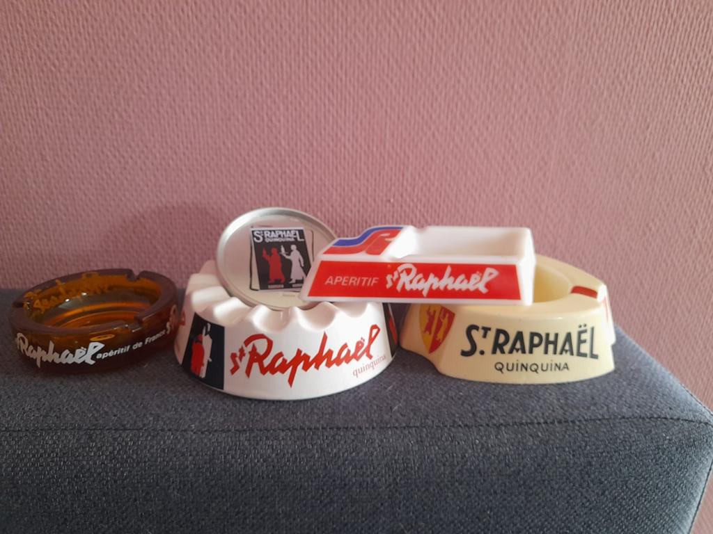 Asbakkensetje +4 onderleggers  st raphaël, Verzenden