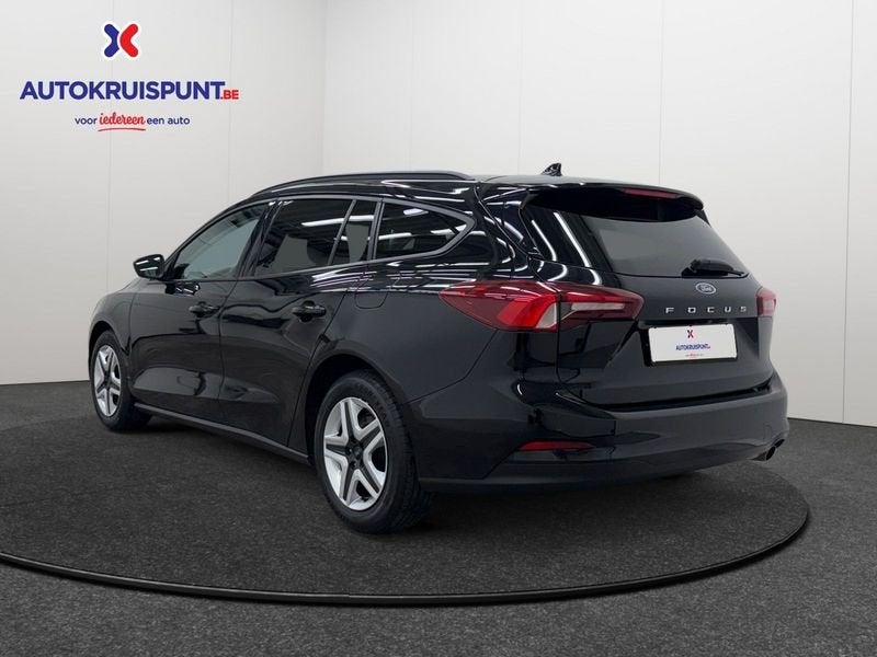 Ford Focus 1.0EcoBoost Connected, Stof, Gebruikt, Zwart, 100 pk