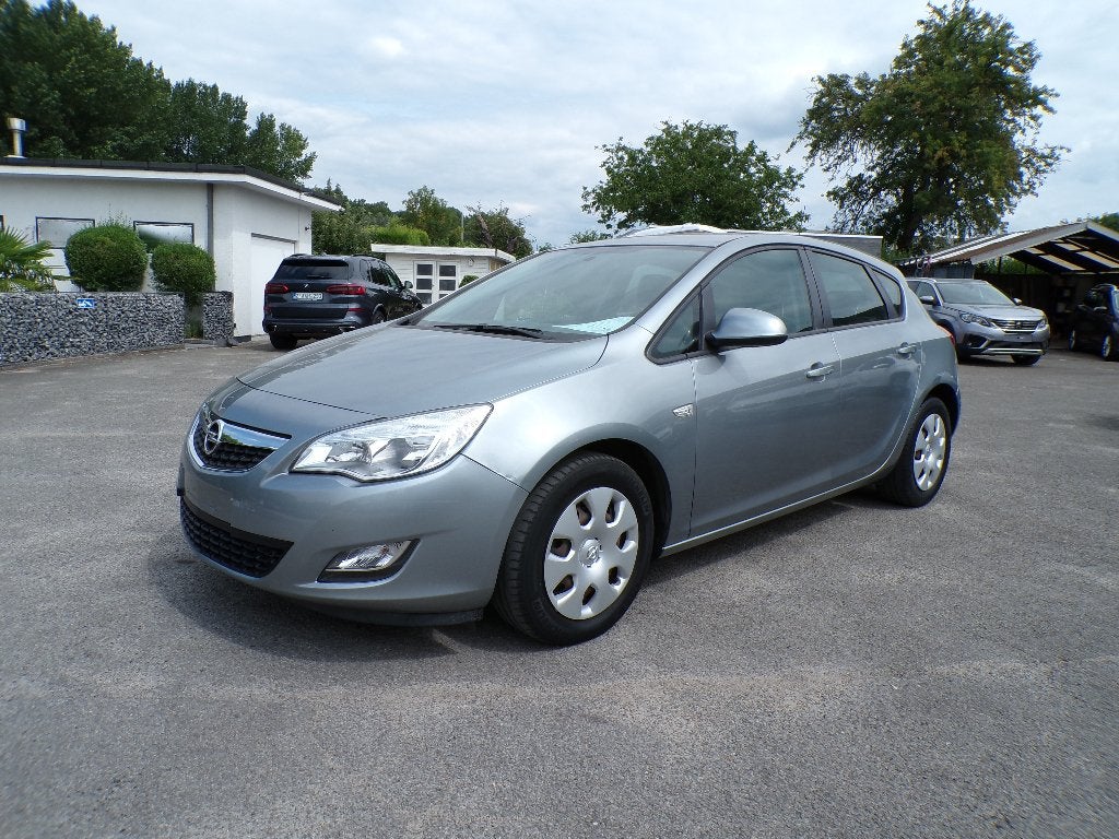 Opel Astra 1.6i Airco/Garantie/Gekeurd/99.000km, Voorwielaandrijving, Stof, Zwart, 4 cilinders