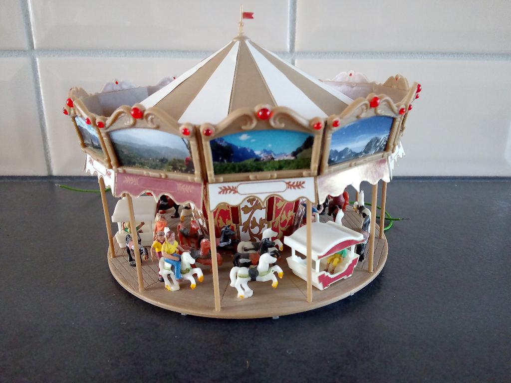 Faller 140316 carrousel enfant motorisé, Enlèvement, Utilisé, Pont, Tunnel ou Bâtiment, Autres marques