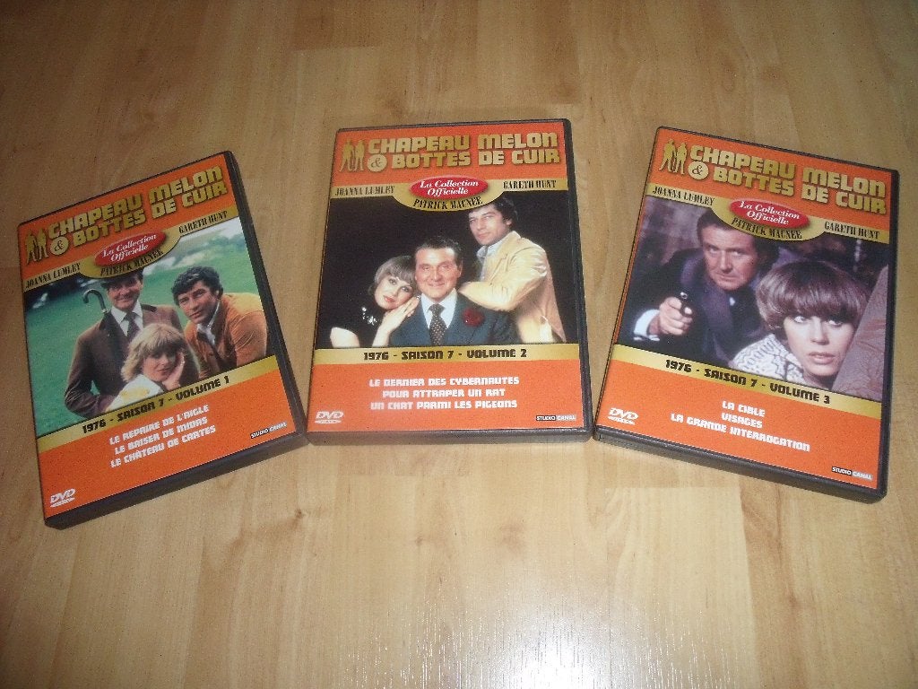 Chapeau melon et bottes de cuir (nombreux dvd), Cd's en Dvd's, Science Fiction en Fantasy, Ophalen of Verzenden, Zo goed als nieuw