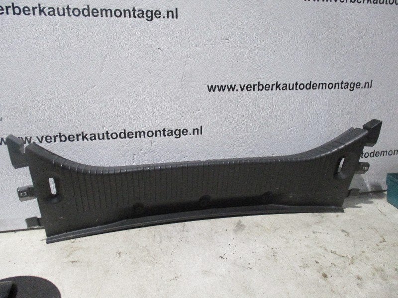 BAGAGERUIMTE BEKLEDING S-type (X200) (4r83-54406a64-ac), Campus Kronberg 7
61476  Kronberg im Taunus, DE, Gebruikt, Jaguar, Jaguar Land Rover Deutschland GmbH