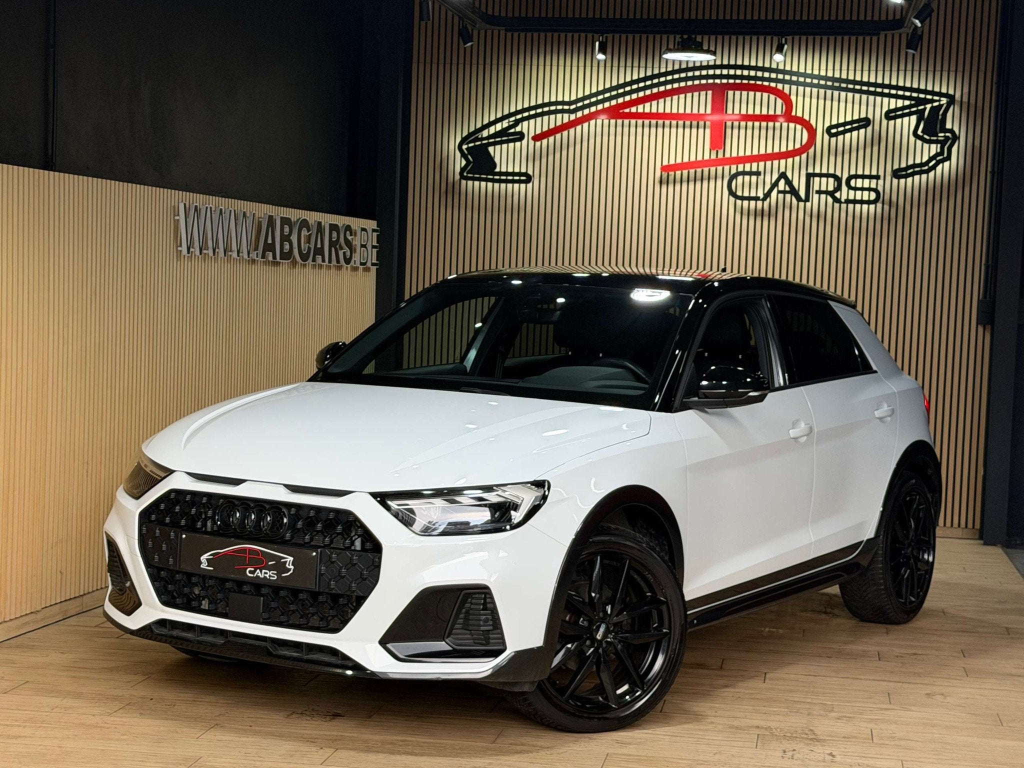 Audi A1 ALLSTREET SPORT S TRONIC 1.5 TSI * GARANTIE 12 MOIS, Auto's, Audi, Automaat, Stof, 110 kW, Wit