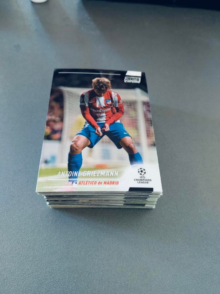 47 topps kaarten stadium Chrome 2022, Verzamelen, Ophalen of Verzenden
