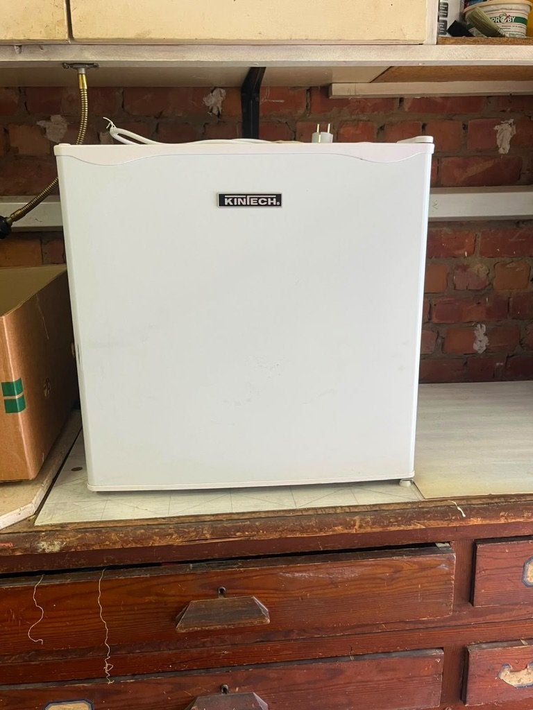 Mini koelkast, Elektronische apparatuur, Ophalen, Minder dan 85 cm, 45 tot 60 cm, Met vriesvak