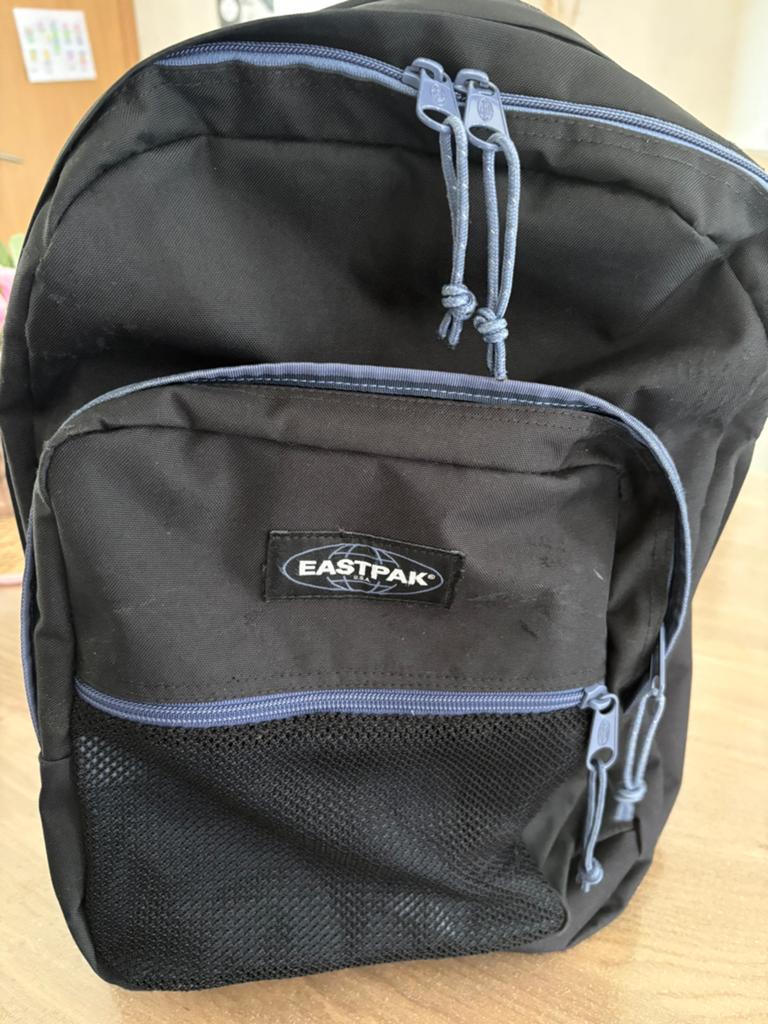 Ensemble eastpak sac a dos pinnacle +plumier +portefeuille, Enlèvement, Comme neuf