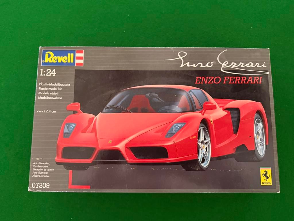 Ferrari Enzo Revell 1/24, Ophalen, Zo goed als nieuw, Auto, Revell
