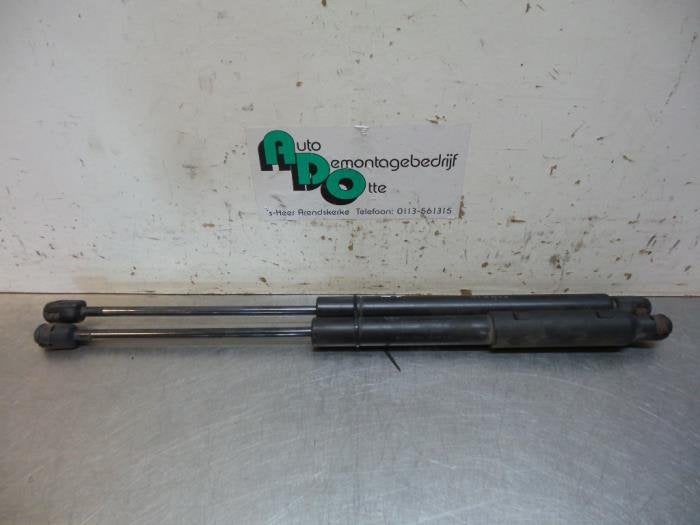 Gasdemper Motorkap Set van een Mercedes CLK (CLK 97-), Gebruikt, -, Ophalen of Verzenden, -