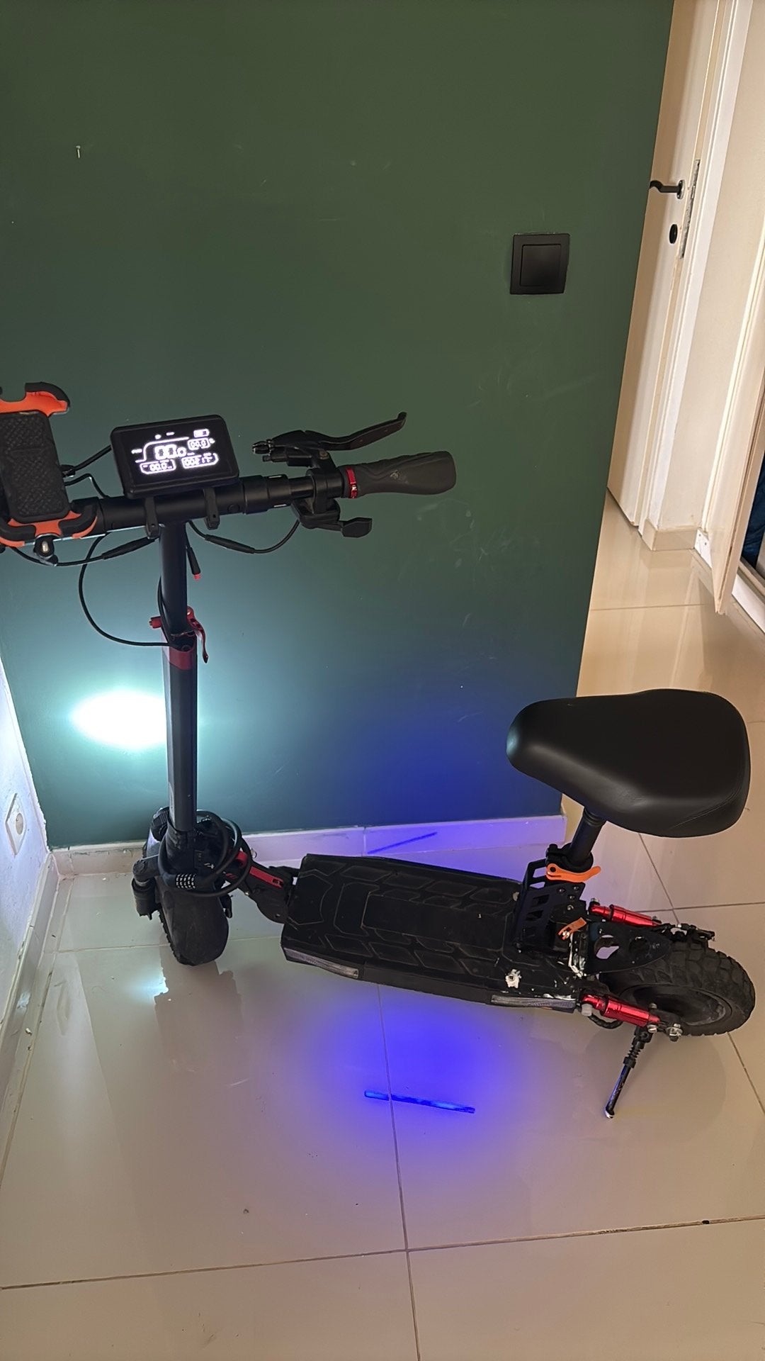Trotinette electrique, Enlèvement, Comme neuf