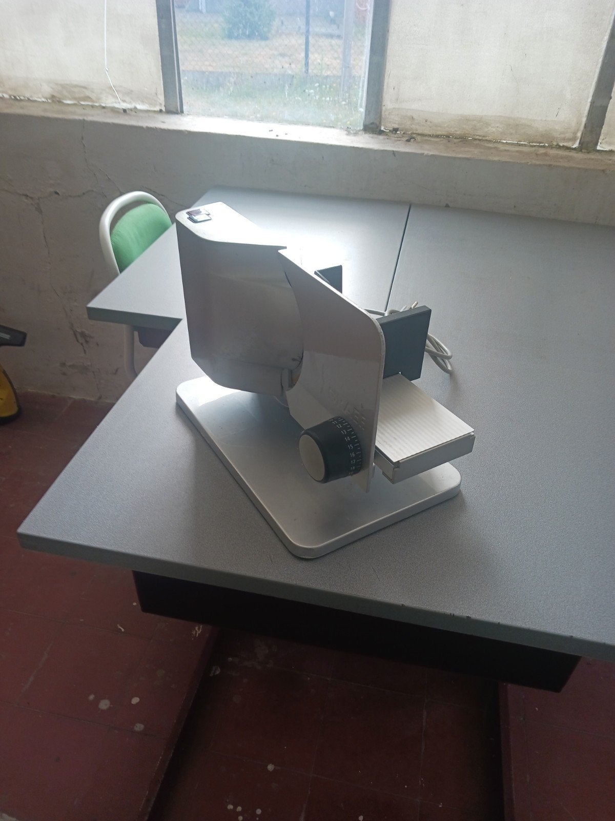 Broodsnijmachine, Elektronische apparatuur, Ophalen, Gebruikt