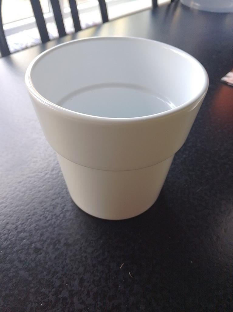 Cache-pot blanc porcelaine., Enlèvement