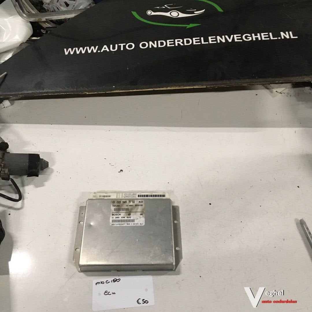Mercedes C180 ECU 022 545 71 32, -, Utilisé, -, -