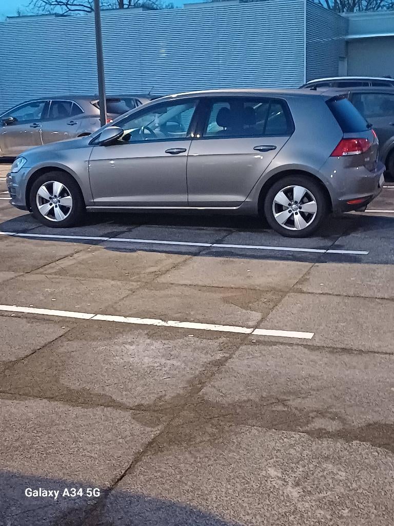 Golf7 tsi 1.2 essence 77.000 km faible consommation, Autos, Particulier, Essence, Achat