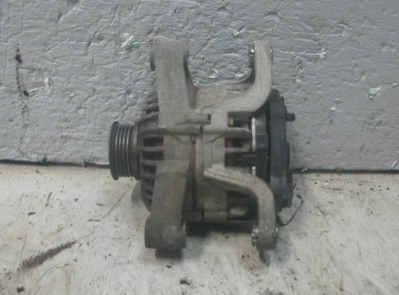 ALTERNATEUR 70 a Opel Corsa C (F08 / 68) (24-437-119-xk), Robert Bosch AG, Opel, Utilisé, Robert-Bosch-Allee 1
74232  Abstatt, DE