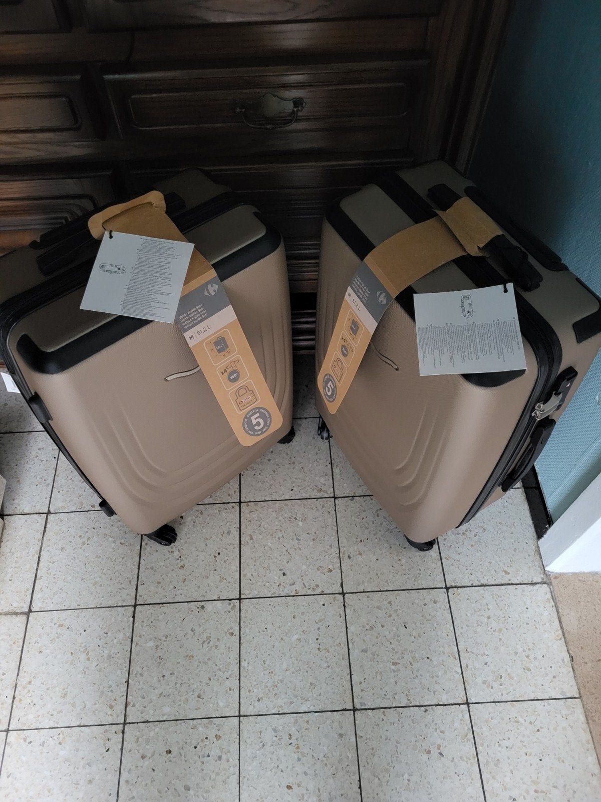 2 nieuwe koffers, Handtassen en Accessoires, Ophalen, Nieuw