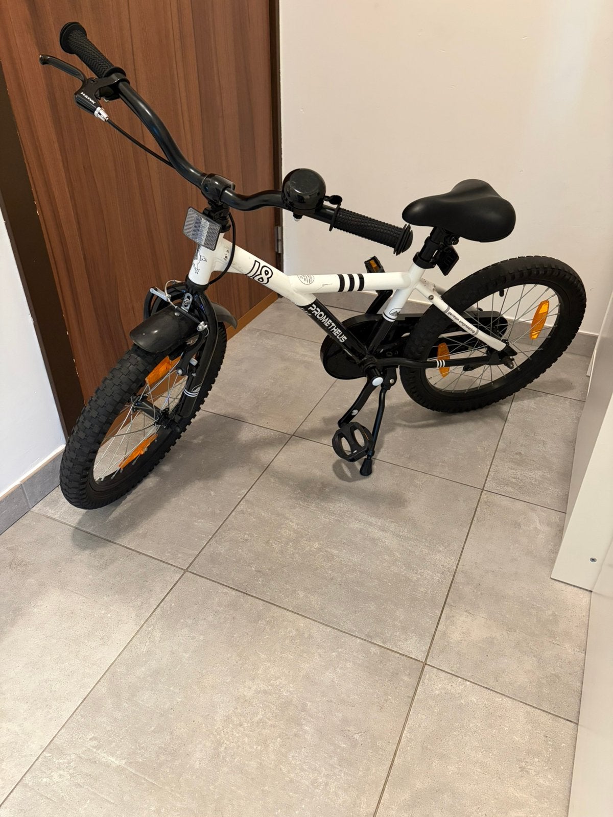 Kinder fiets 18 inch decathlon, Ophalen, Zo goed als nieuw, Terugtraprem