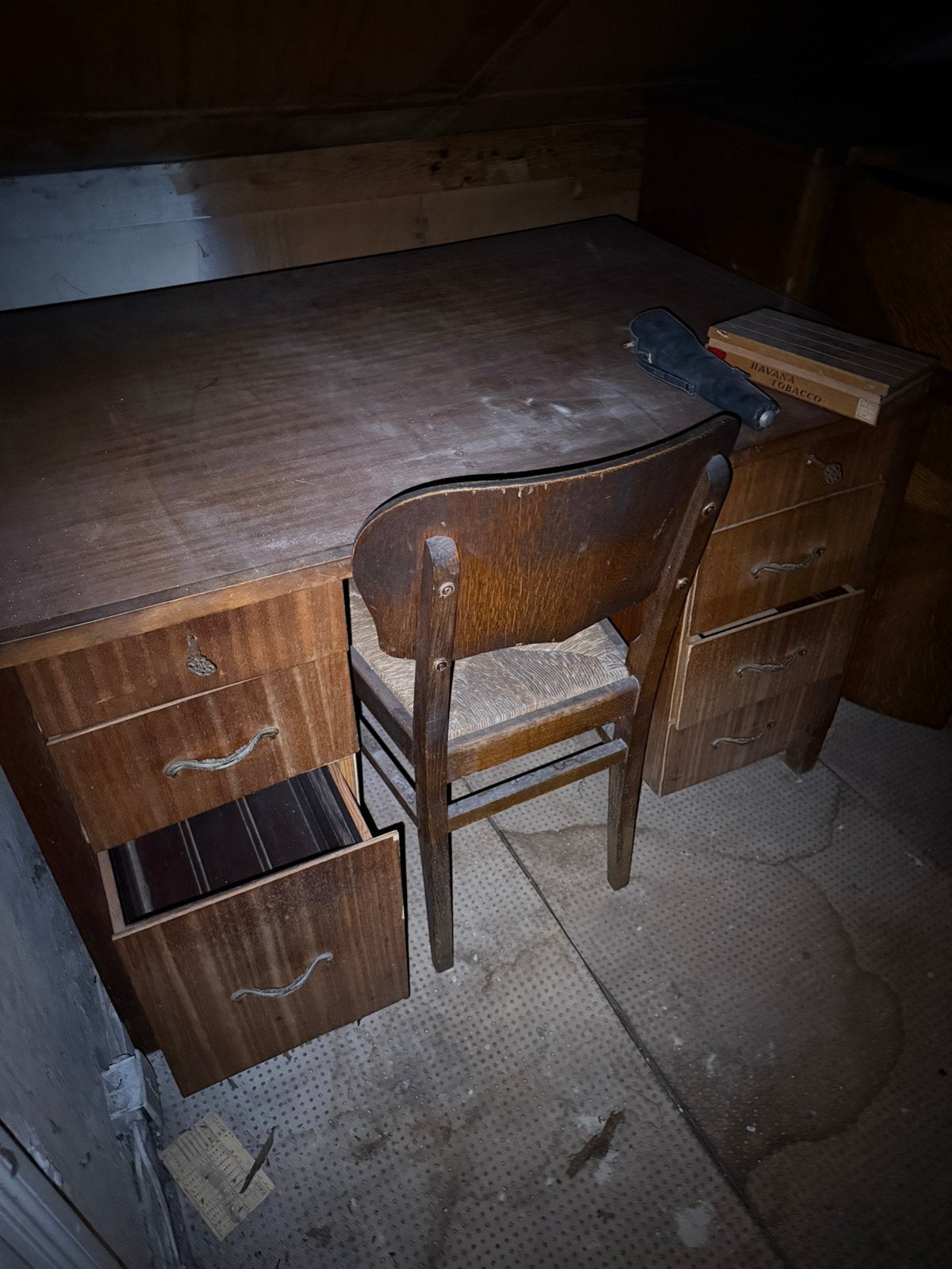 Meuble antiquaire, Enlèvement, Comme neuf