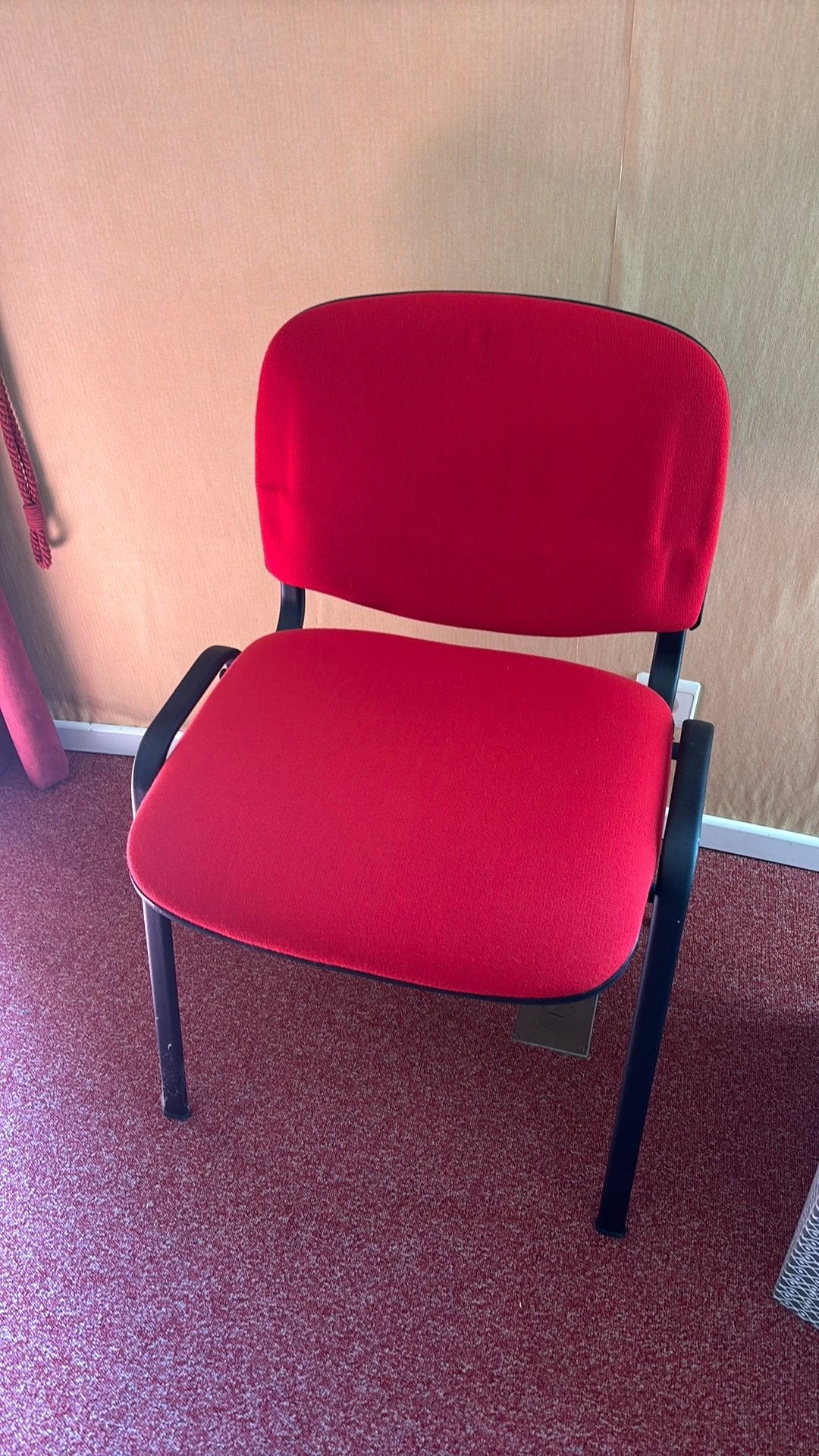 Chaise de bureau ou de conférence rouge, Enlèvement, Comme neuf, Rouge