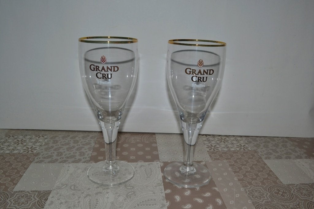 2 Grand Cru St.Feuillien Glazen, Enlèvement, Neuf, Verre ou Verres, Autres marques