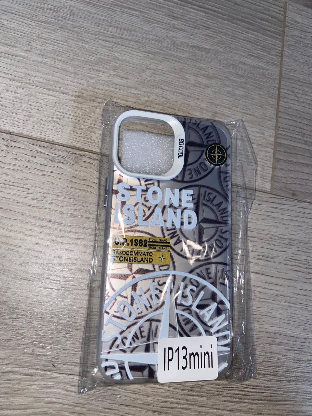Stone island case Iphone 13mini, Telecommunicatie, Mobiele telefoons | Hoesjes en Screenprotectors | Apple iPhone, Ophalen, Zo goed als nieuw