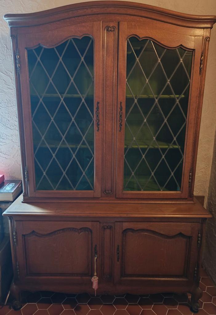 Armoire vitrine, Enlèvement