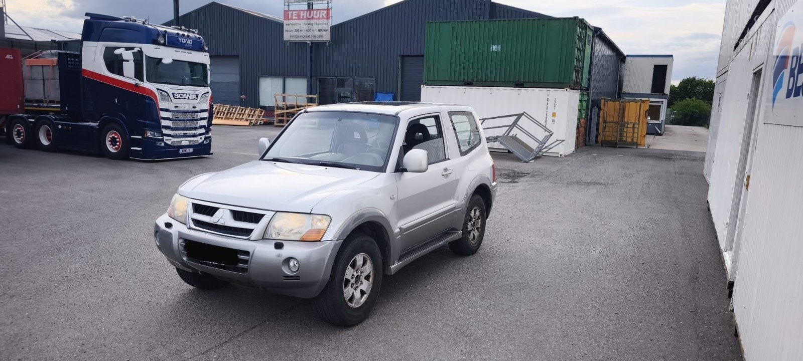 Mitsubishi Pajero 3.2 DiD GLS 4x4 - Lichte vracht, Auto's, Mitsubishi, Automaat, Zwart, 4 cilinders, Leder