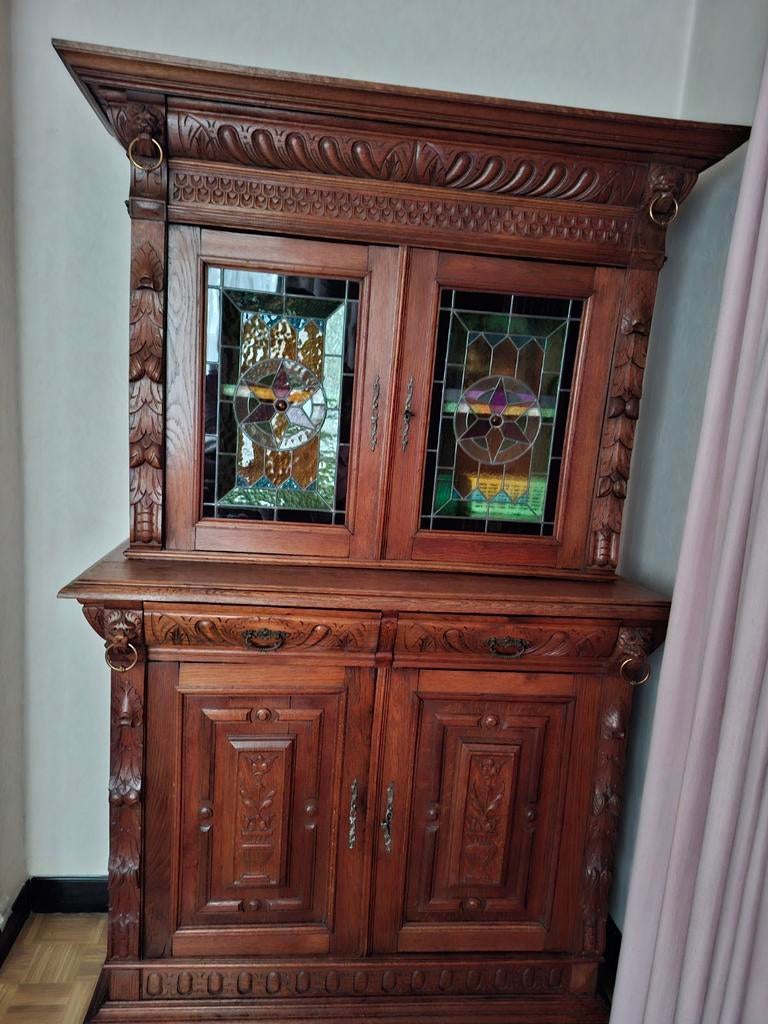 Oude vintige eiken kast, Ophalen, Glas