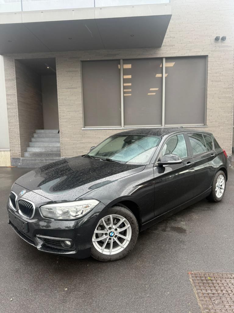 BMW 118i 2018 | Sportif et confortable, Autos, BMW, 100 kW, Achat, Entreprise, Noir