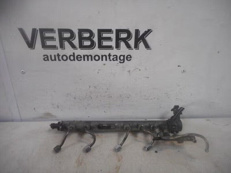 INJECTIEGALERIJ Opel Corsa D (01-2006/12-2014) (55211906), Bahnhofsplatz 65423 Rüsselsheim am Main, DE, Enlèvement ou Envoi, Opel