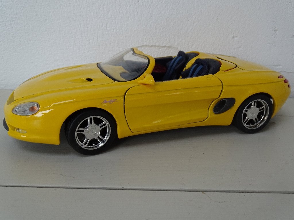 Mustang Mach III  1:18 Maisto, Hobby en Vrije tijd, Modelauto's | 1:18, Ophalen of Verzenden, Zo goed als nieuw, Auto, Maisto