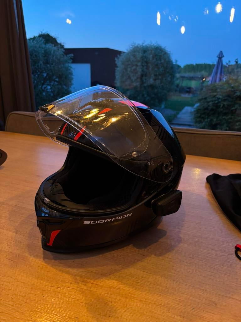Scorpion exo-520 EVO AIR helm (Cardo spirit), Motoren, Ophalen, M