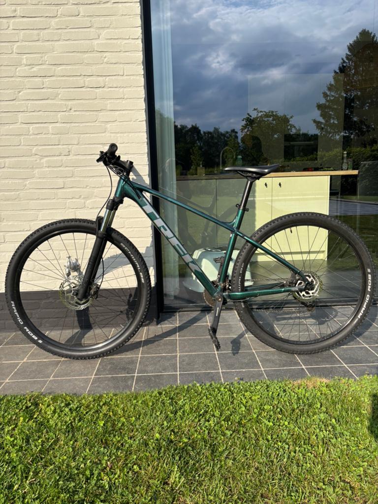 Mountaibike trek marlin 7 gen 2, Fietsen en Brommers, Ophalen, Zo goed als nieuw, Trek