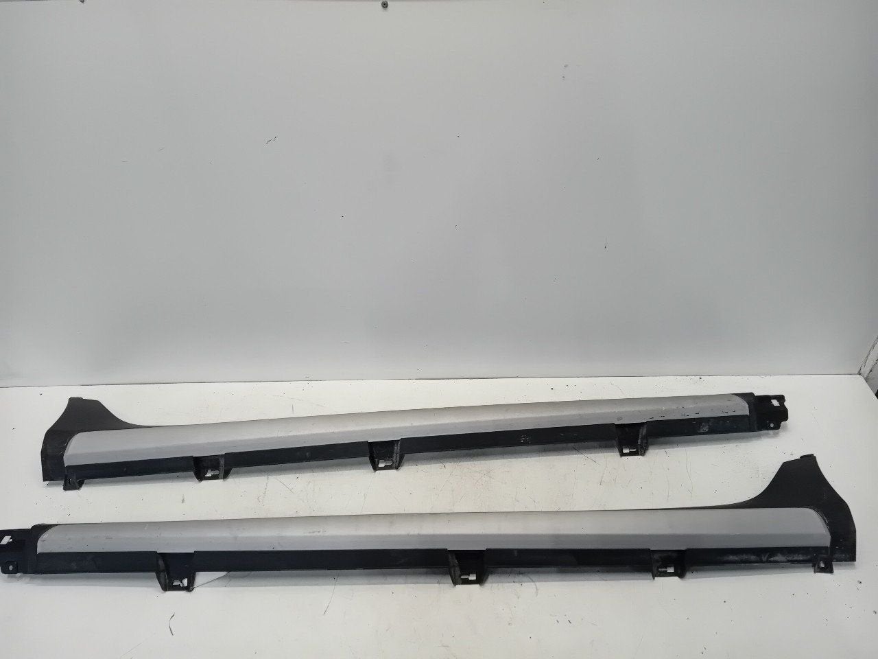 Sideskirt set Ford Fiesta, Onderdelen@venauto.nl, Van der Ven Autorecycling B.V., Gebruikt, Ettenseweg 76, 4706 PB Roosendaal, The Netherlands