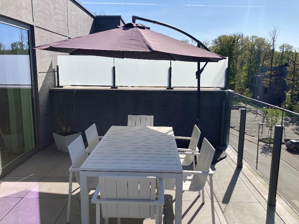 Parasol complet avec base de stabilité, Comme neuf, Enlèvement, 2 à 3 mètres, Parasol sur pied
