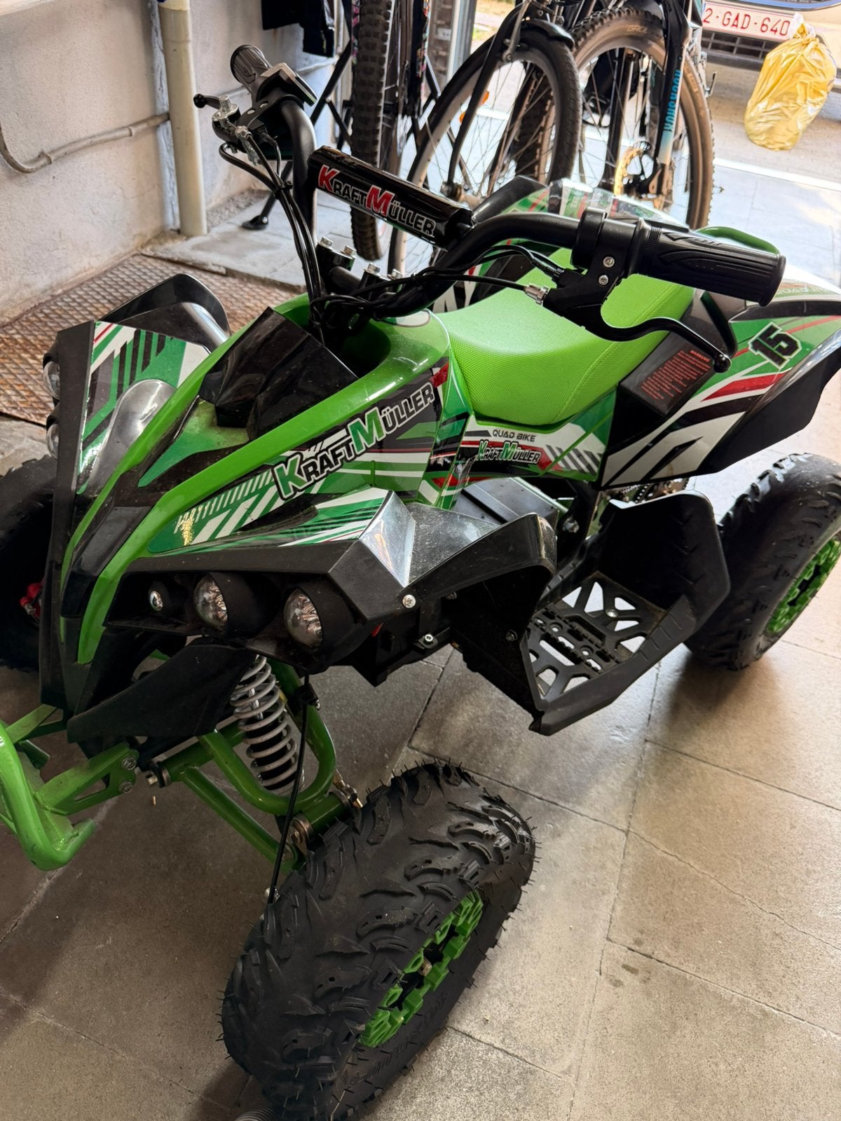 Kraft Müller Elektrische Quad 1500W – Zeer nette staat, Vélos & Vélomoteurs, Mini Bikes, Midi Bikes & Pit Bikes, Comme neuf, Frein à disque