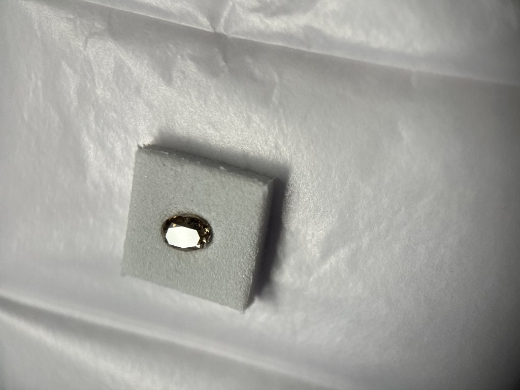 Diamant naturel ovale taille brillant 0,65 ct (67), Enlèvement ou Envoi, Neuf