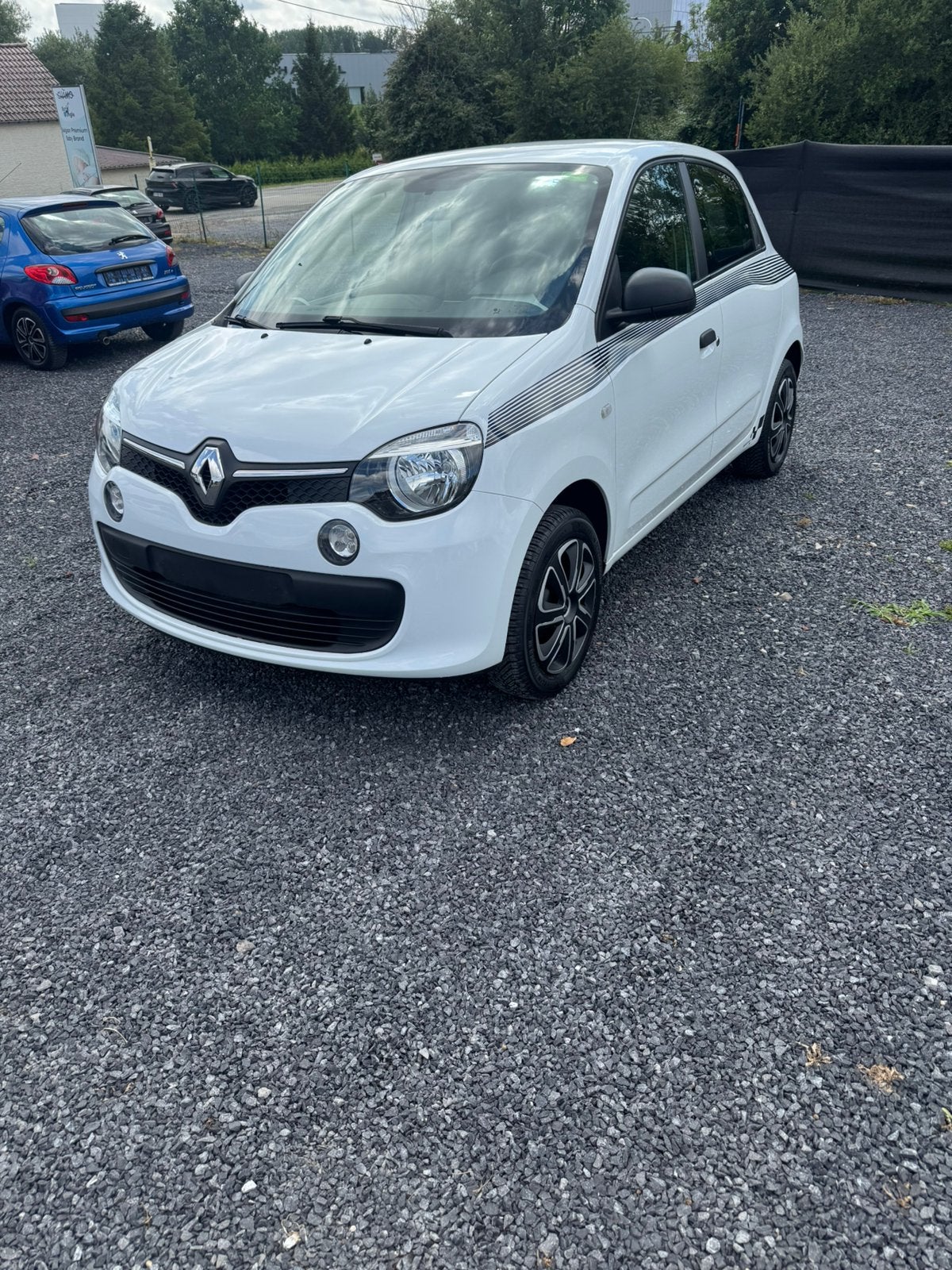 Renault twingo 1.0 benzine bj2016 km60780 1jaar garantie, Auto's, Renault, Twingo, Euro 6, Bedrijf, Handgeschakeld