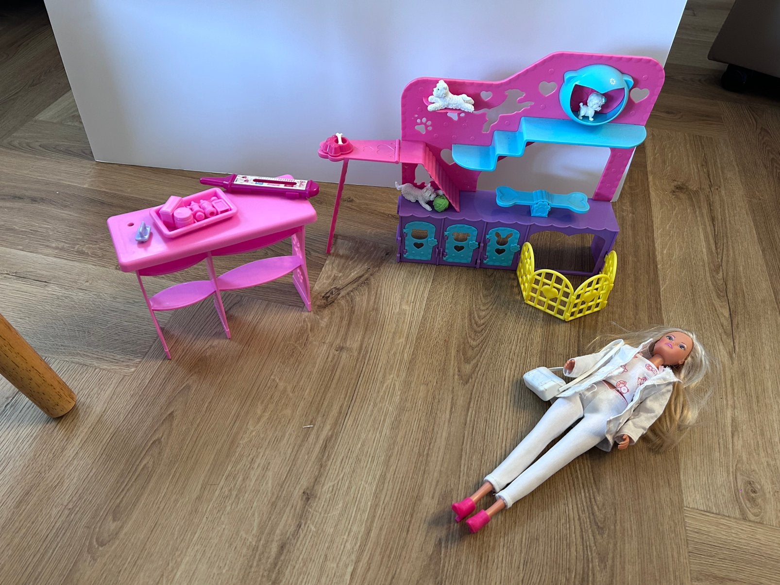 Steffi dierenarts, Kinderen en Baby's, Ophalen, Zo goed als nieuw
