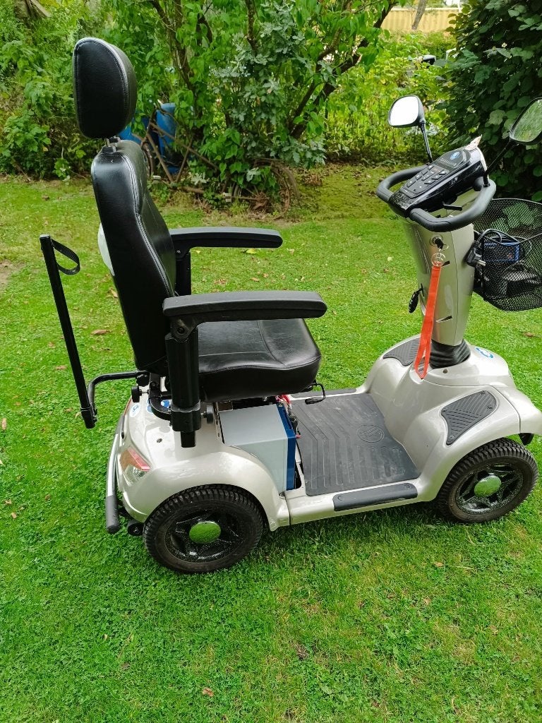 Chaise roulante électrique Scooter Vermeiren carpo 4, Enlèvement