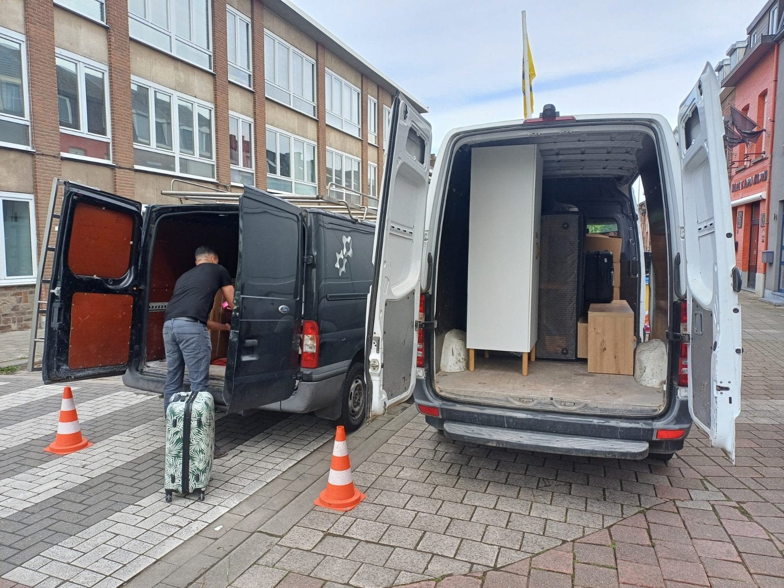 Bestelwagen te huur met en zonder bestuurder Ribewijs B, Overige uren, Starter, Vast contract, Vakantiewerk